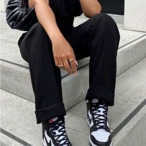 Nike: Panda Dunk Mid 🐼